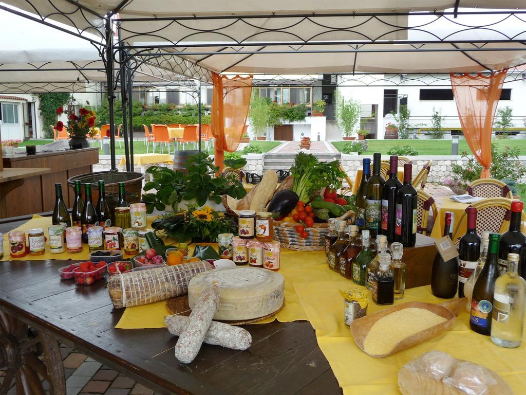 Villa Lataria dei Magredi Vivaro Esterno foto