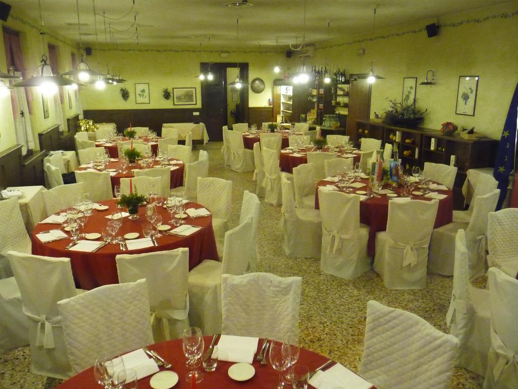 Villa Lataria dei Magredi Vivaro Esterno foto